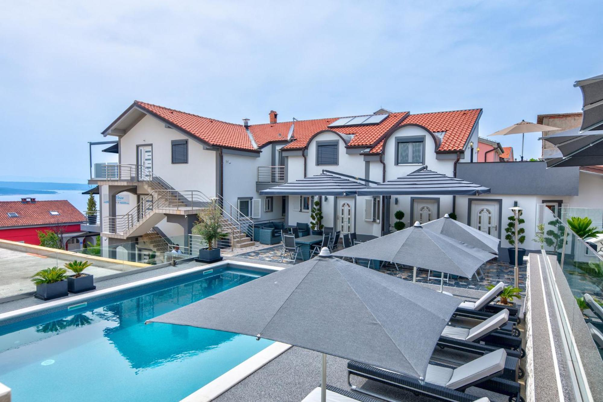 Villa Vivien 茨里克韦尼察 外观 照片